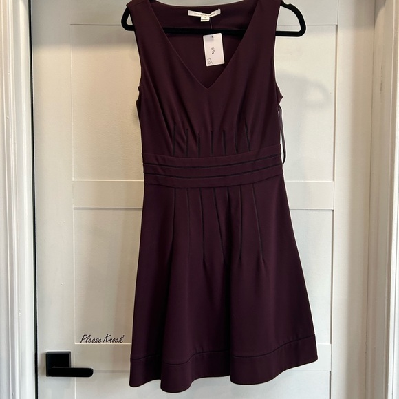 DVF Diane Von Furstenberg Georgette Ponte Sleeveless Fit & Flare Dress Purple - Picture 2 of 4